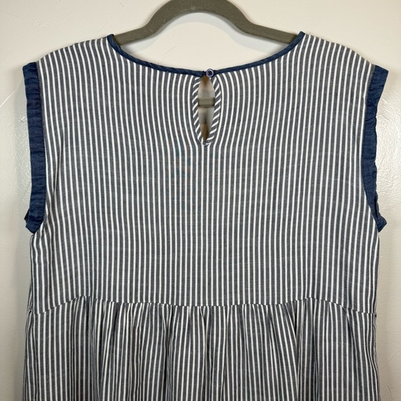 Andree by Unit Railroad Stripe Short Sleeve Tunic with Embroidered Florals Large - Picture 9 of 14